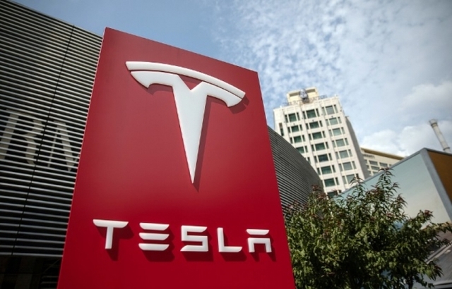 Завод Tesla в Китае начнёт выпускать автомобили в сентябре этого года