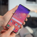 Разбил экран на Galaxy S10+? Выкладывай 15000 рублей за его замену